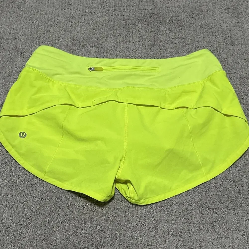 Lululemon Women’s Speed Up Shorts Highlight Yellow 2.5 Inseam Size 4